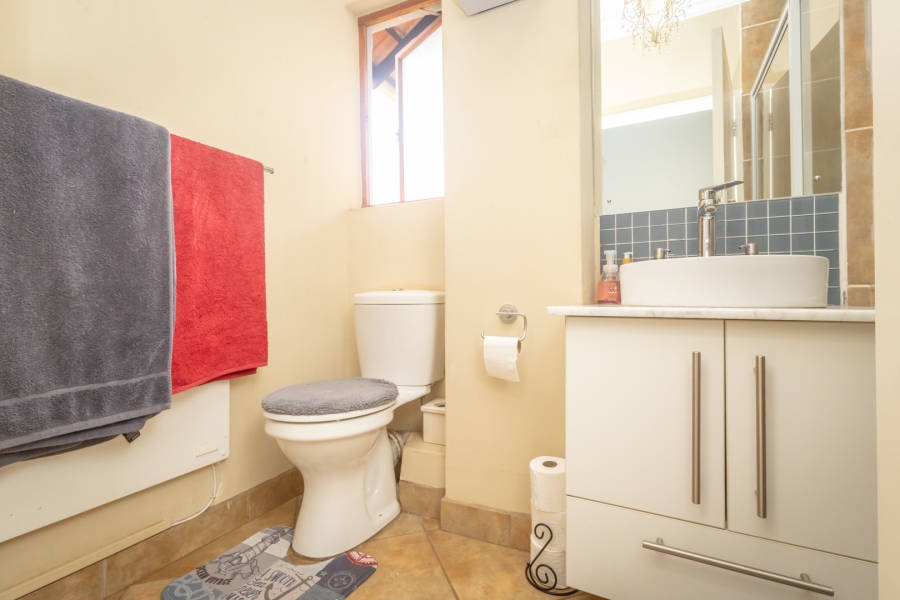 3 Bedroom Property for Sale in The Coves North West